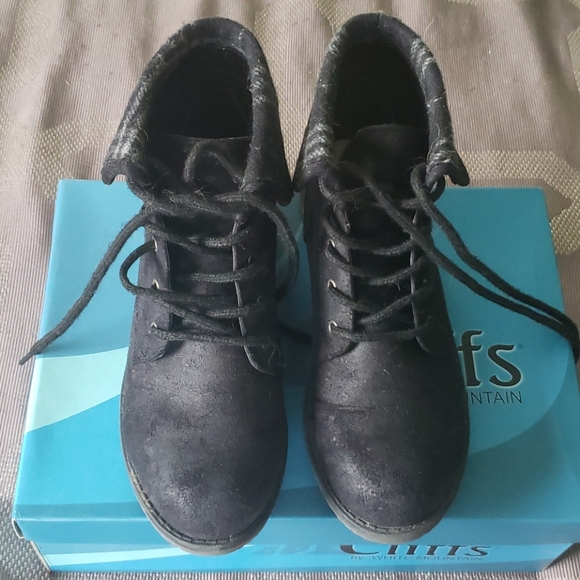 Black Ankle Boots - Picture 2 of 4